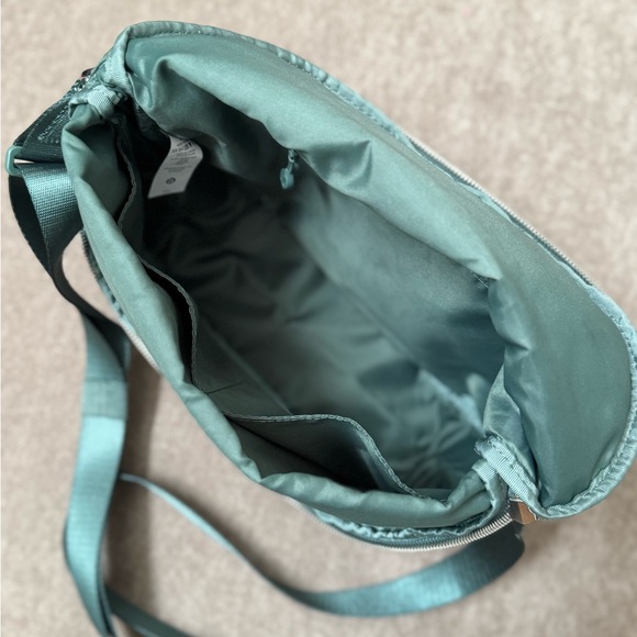 Lululemon All Night Festival Bag - Picture 2 of 7